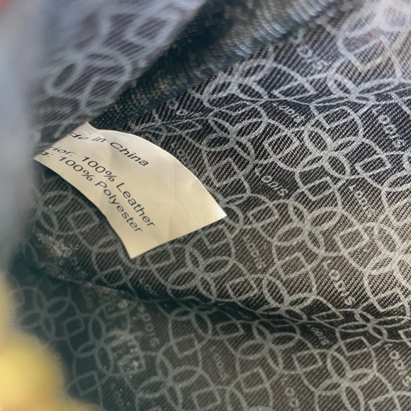 Lodis Red Leather Wrislet/Wallet/Card Holder/ Coin Purse/Clutch - Picture 8 of 10